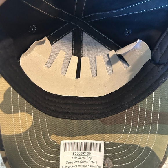 NWT CAT Kids Camo Bulldozer Hat - Picture 4 of 5